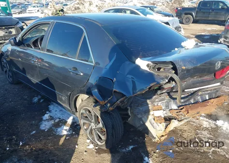 2005 Honda Accord 2.4 Ex from USA, damaged, VIN 1HGCM56785A065748